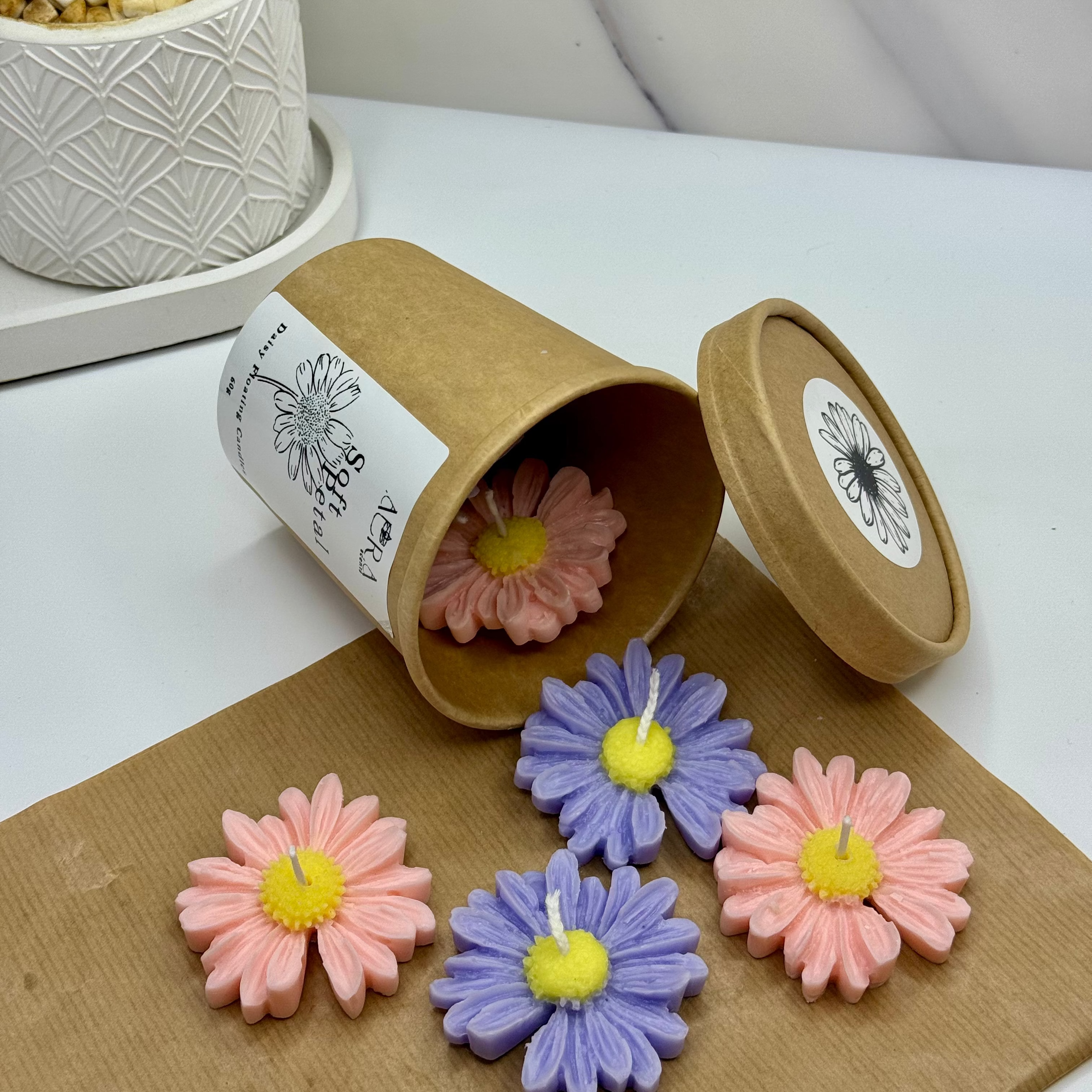 Daisy floating candles